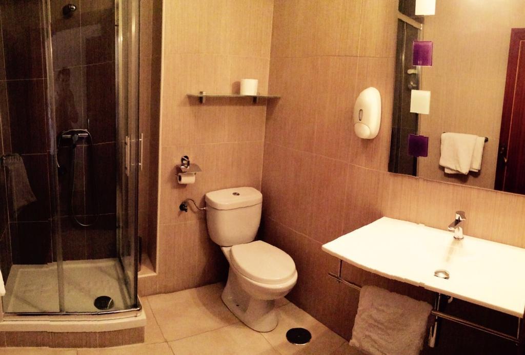 Hostal Mimosa Santander Rom bilde